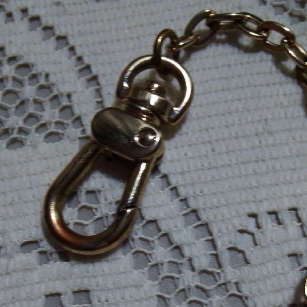 Gold Chain Keychain - Picture 5 of 11